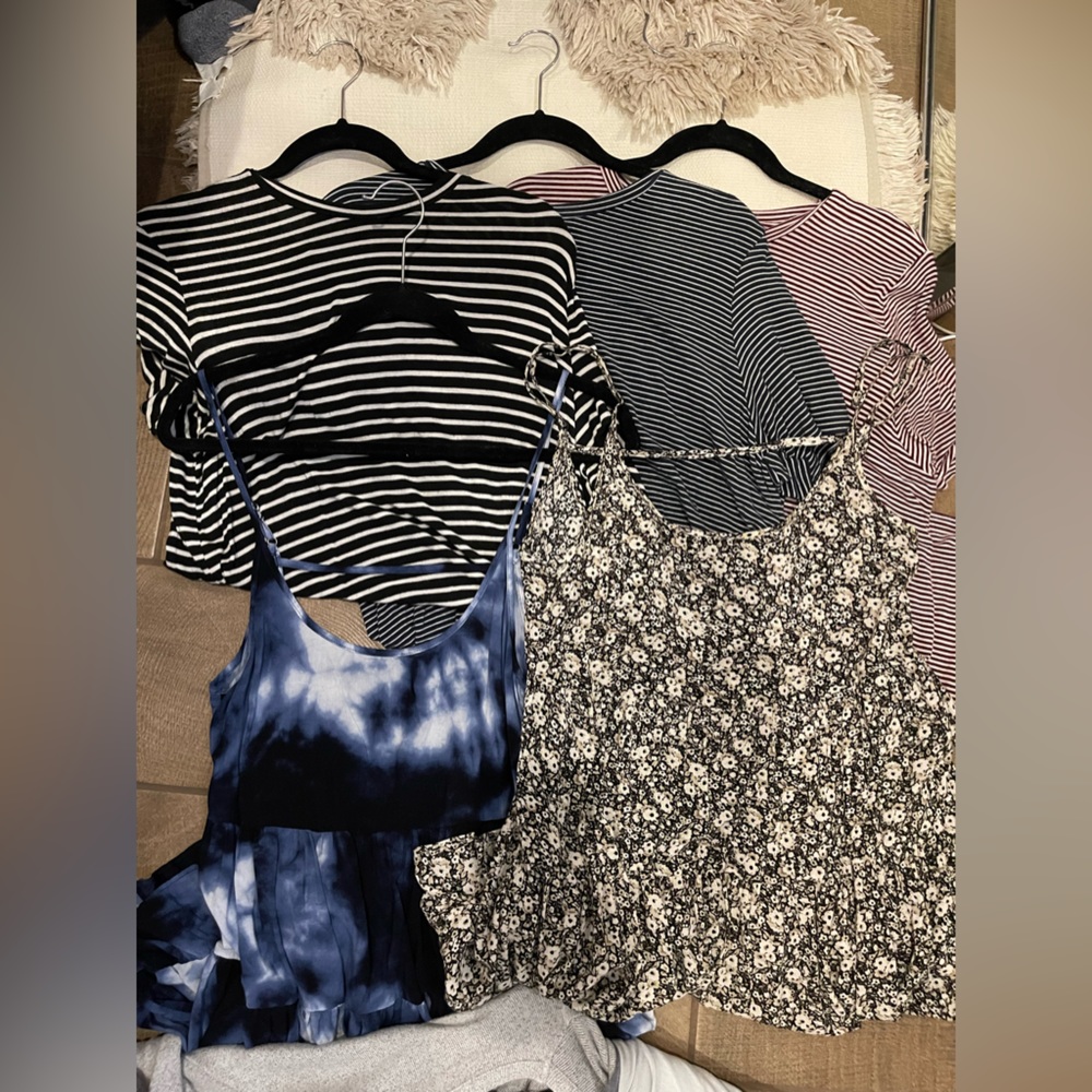 BUNDLE BOX- 30 Brandy Melville items